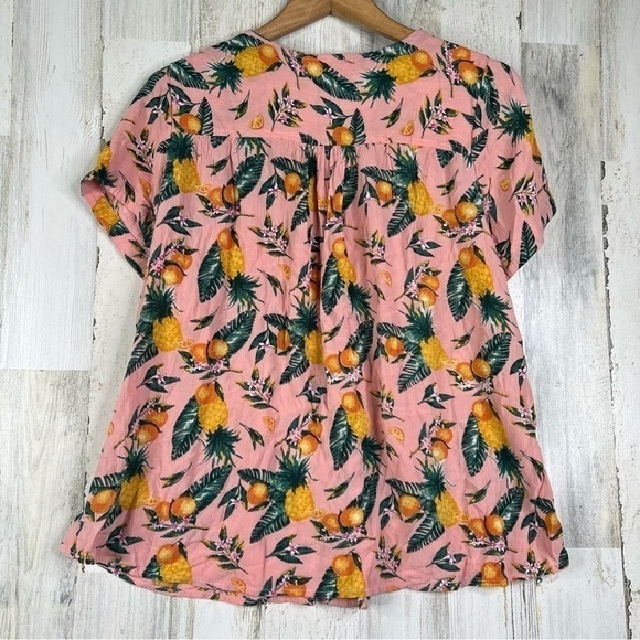 C&C California Blouse Size Large Short Sleeves Button Up Shirt Tropical Vacation - Picture 3 of 11